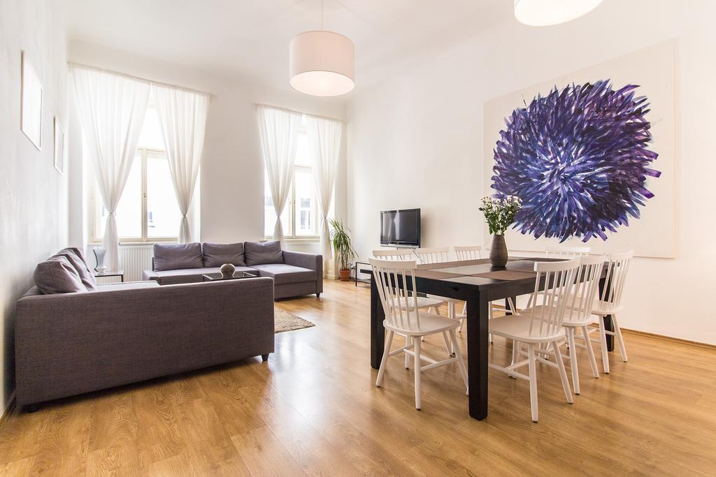 Mighty Prague Apartments Truhlarska Eksteriør billede